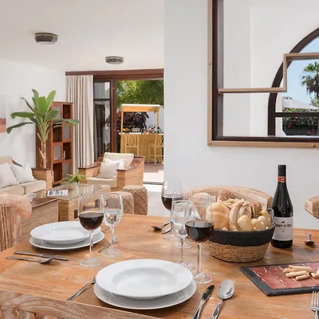 Karat Atlantida 플라야데라스아메리카스