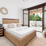 Karat Atlantida 플라야데라스아메리카스